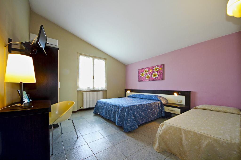 Albergo La Quiete Desenzano del Garda Dış mekan fotoğraf